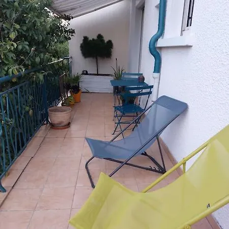 Chez Moi رينز